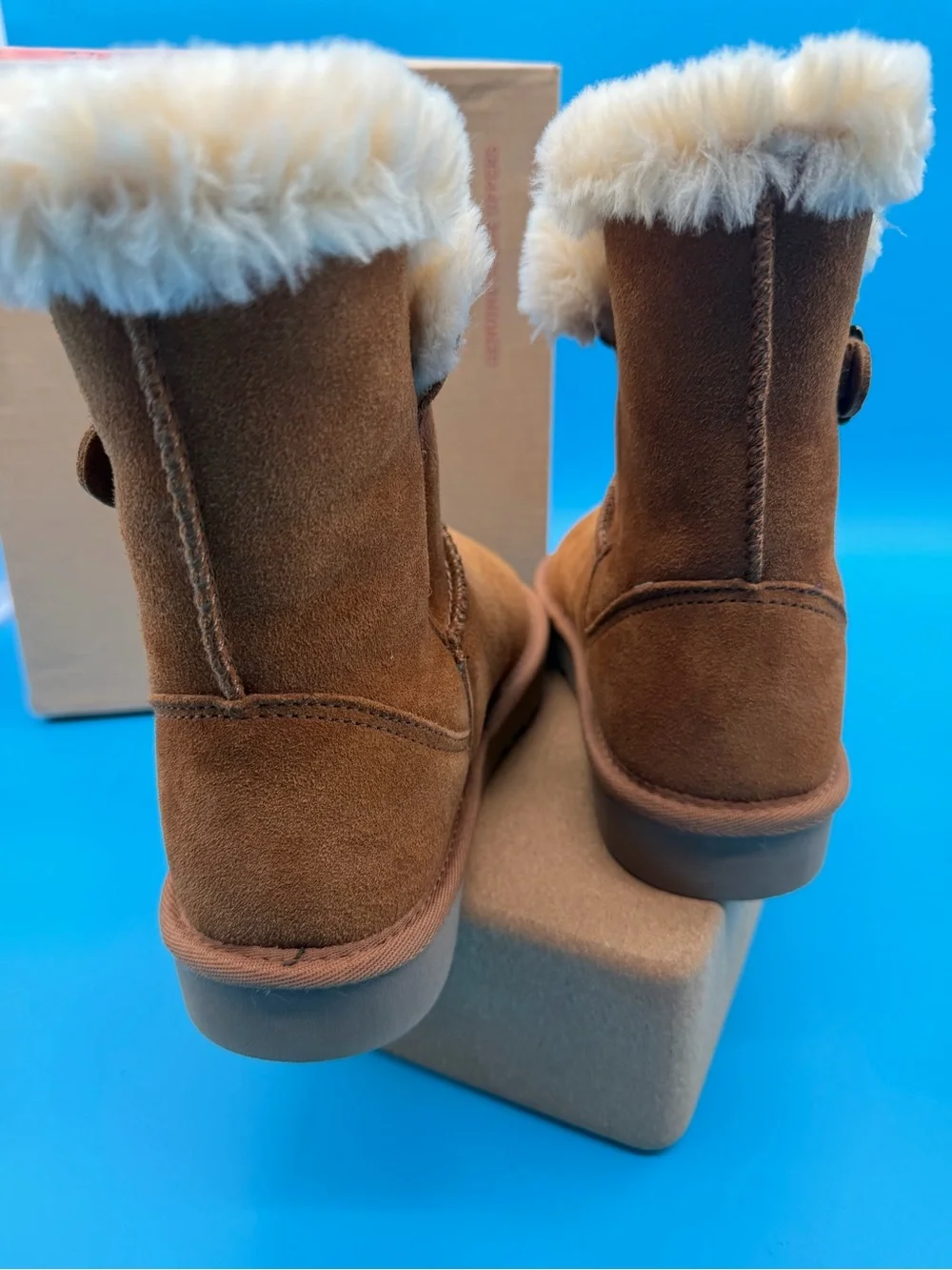Style & Co. womens 6 Brown Suede Winter Boots with Cream Fur Trim